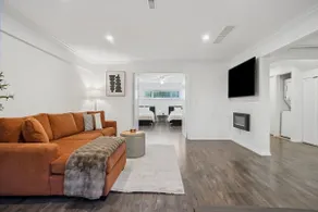 Bright, New & Spacious 1 Bedroom Suite - Image 4