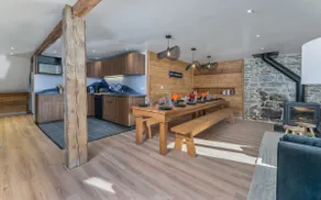 Base Camp – Exceptional Retreat (16 guests) - Image 4