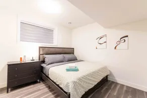 Pop Suite - 2 BR Basement Suite Near U of A - Image 3
