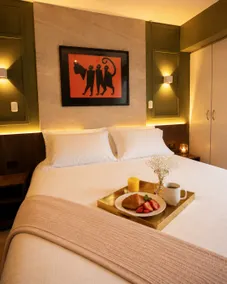 Luxury Stay | Free Bikes | Private Chef & VIP Tour - Image 2