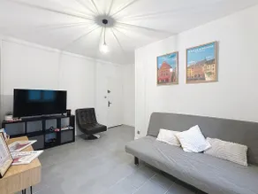 Le Central • Cozy & modern, close to the train station - Image 3