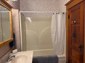Kieffer Home and Bunk Room - Image 5
