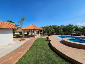 Las Palmas Apartments - Image 5