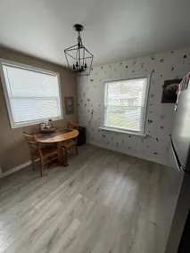 Cozy home close to downtown and SPI! - Image 4