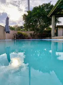 Vacation with pool, barbecue area and all rooms with air - Image 2