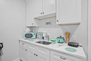 Quiet Secluded Getaway | Private Suite • Sleeps 4 - Image 2
