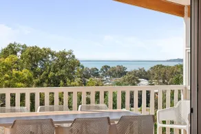 Scarp n Sea, Sauna Views & Serene Coastal Comfort - Image 4