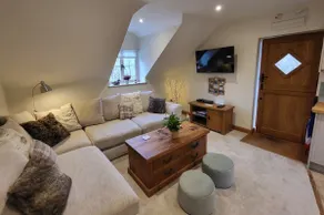 The Duck House: Oxfordshire Countryside - Image 2