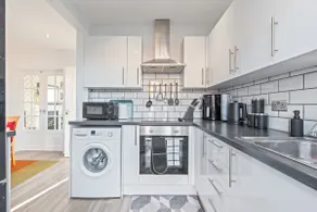 #82 Stylish Shirley Home - Sleeps 8 - NEC Solihull BHX - " Perfect for Contractors and Families - Free Parking" - Image 5