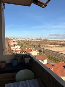 Apartment less than 10 min from downtown. - Image 2