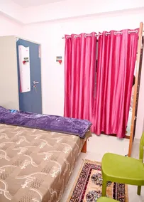 Elegant Luxury 2BHK Apt. with Balcony in Varanasi - Image 3