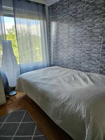 Apartment by the sea with good transport connections - Image 3