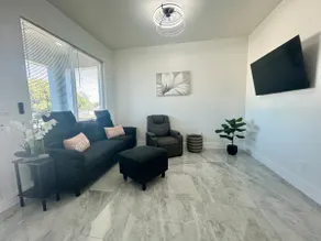 Spacious, comfortable and newly built property. - Image 3