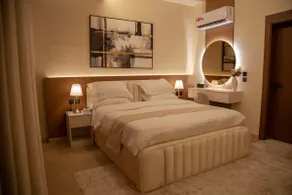 Three bedrooms and one living room | Exclusive space, smart check-in, 75-inch screen experience - Image 5