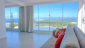 Penthouse with panoramic view, pool and garage - Image 2