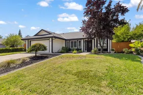 3BR · Pool · Hot Tub · BBQ · Garage · Roseville - Image 2