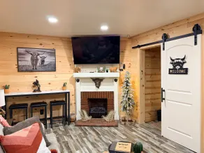 Blueridge Haven - Walking Distance to Downtown - Image 2