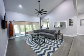 Charming 3-bedroom near Orlando theme parks - Image 2