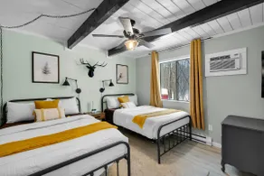 Family Friendly Chalet | Sleeps 10 | Game Lounge - Image 5