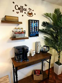Cozy Luxury - King Bed, Coffee Bar, Sleeps 5 - Image 3