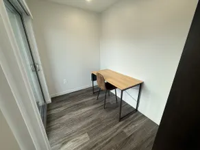2 Bedroom, 2 Bath Townhouse Condo Central Location - Image 5