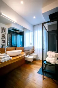 Filzi Luxe Stay Venice - Spa & Double Parking - Image 2