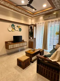 Luxury 1BHK Cozy Ambience Pool Full Kitchen - Image 3