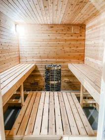 Luxe Boyne Getaway - Hot Tub, Sauna, 80+acres - Image 5