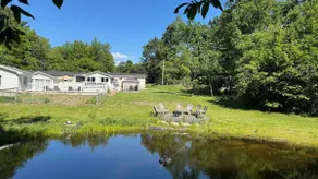 The Great Escape house with pool - Image 3