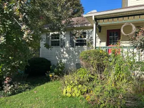 Churchill Pines Guest House - Image 5