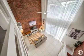 Norwood Urban Sanctuary Condo 2b1b free parking - Image 5