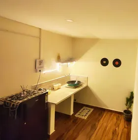 House No 21 - Image 3