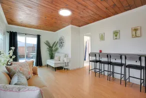 Goodland Blue House - Image 4