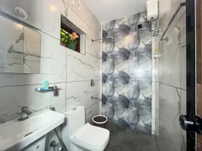 VAR - Bamboo Haus: AC 4 Rooms, 7 min walk to beach - Image 5