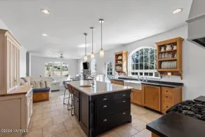 European Country House with Valley Views-Sleeps 10 - Image 3