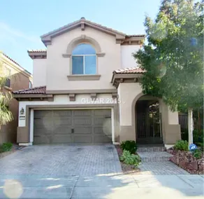 Luxe Desert Oasis in Exclusive Summerlin - Image 5