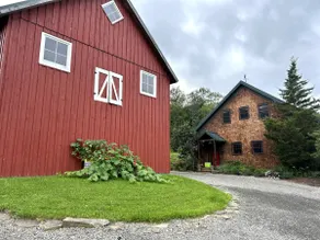 The Barn close to Ithaca, Cornell and I.C. - Image 2