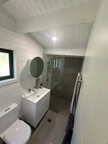 Cashmere Cabin - Quiet Retreat overlooking reserve - Image 5