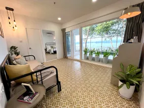 Lakefront 1 Bedroom Suite with Private Pool - Image 2