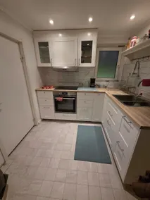 Bright ground-floor flat for 4 with free parking - Image 4
