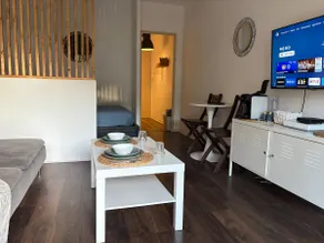 Bright cocoon 2 min from the port & beaches + Air conditioning - Image 5