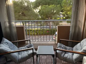 Bright cocoon 2 min from the port & beaches + Air conditioning - Image 2