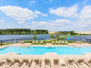 3BR Family Suite with Games & Pool - Image 2