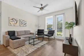 Cozy 2 BR Apt |King Bed |Pool |Gym| Close to Mayo - Image 3