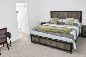 Modern Getaway with Grill and Games - Image 4