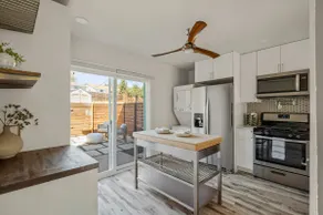 Boutique Loft in Austin, WiFi, Parking, Pets - Image 5