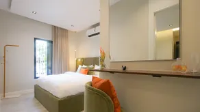 Lova Apartment 75-inch Screen Resort - Image 3