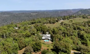 Elegant Somerset Estate -Luxury Nature Retreat - Image 5