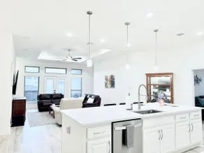Stone Oak Luxury | Private Elevator | Step-Free - Image 2