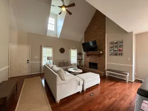Olde Rural Retreat - Image 2